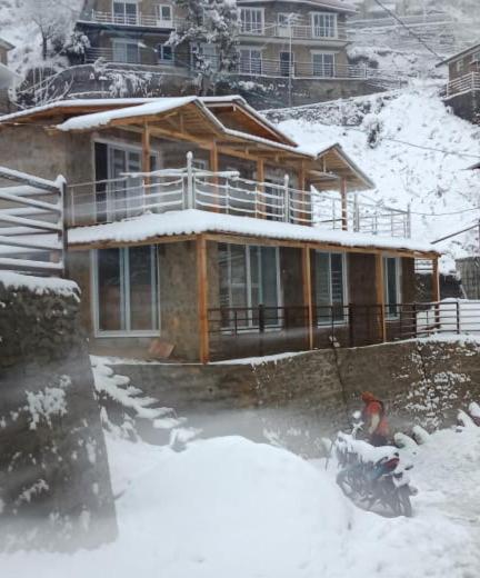 Poetry By The Hills Homestay, Mukteshwar - Housity