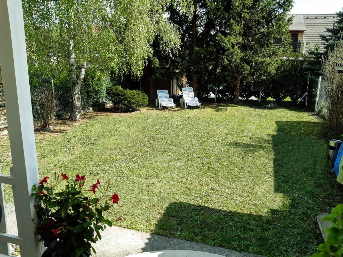Holiday Home Balatonszárszó - Housity