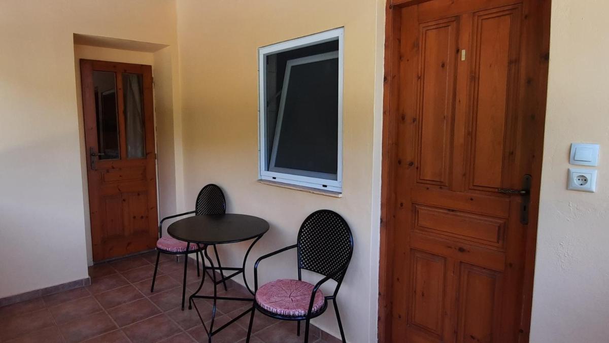 Porofarago - Housity