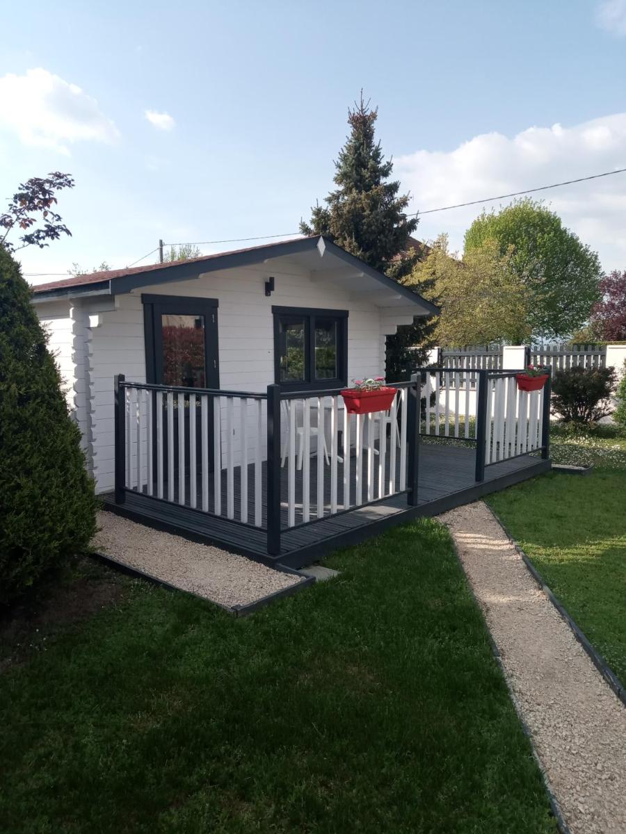 Chalet climatisé et chauffé a Faverges de la Tour - Housity