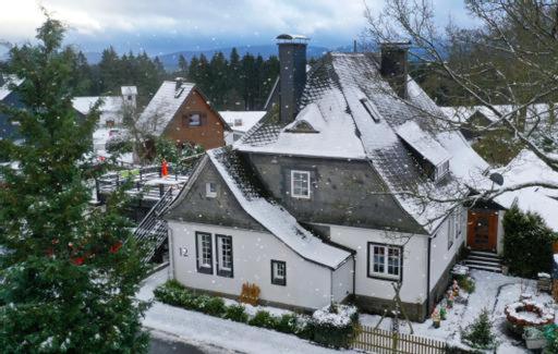Dorfschule Mollseifen - Housity