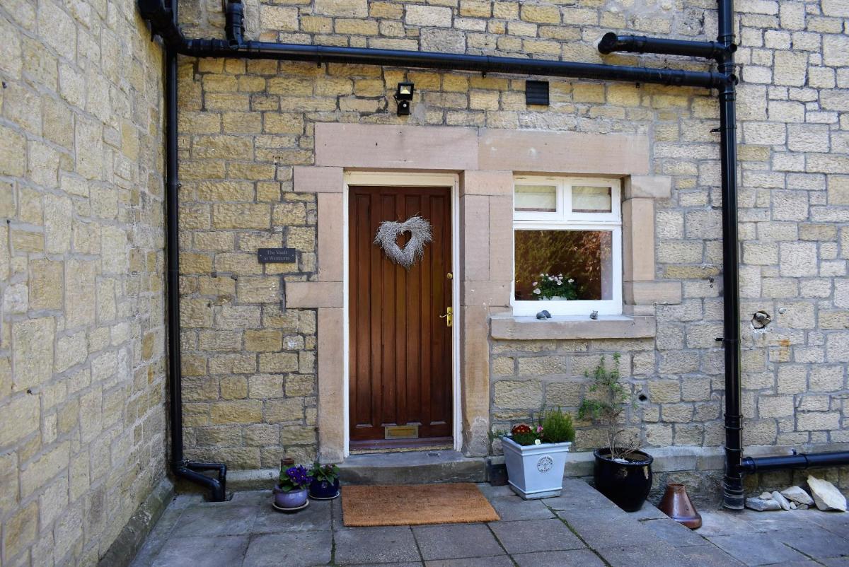 The Vault at Westacres - Housity