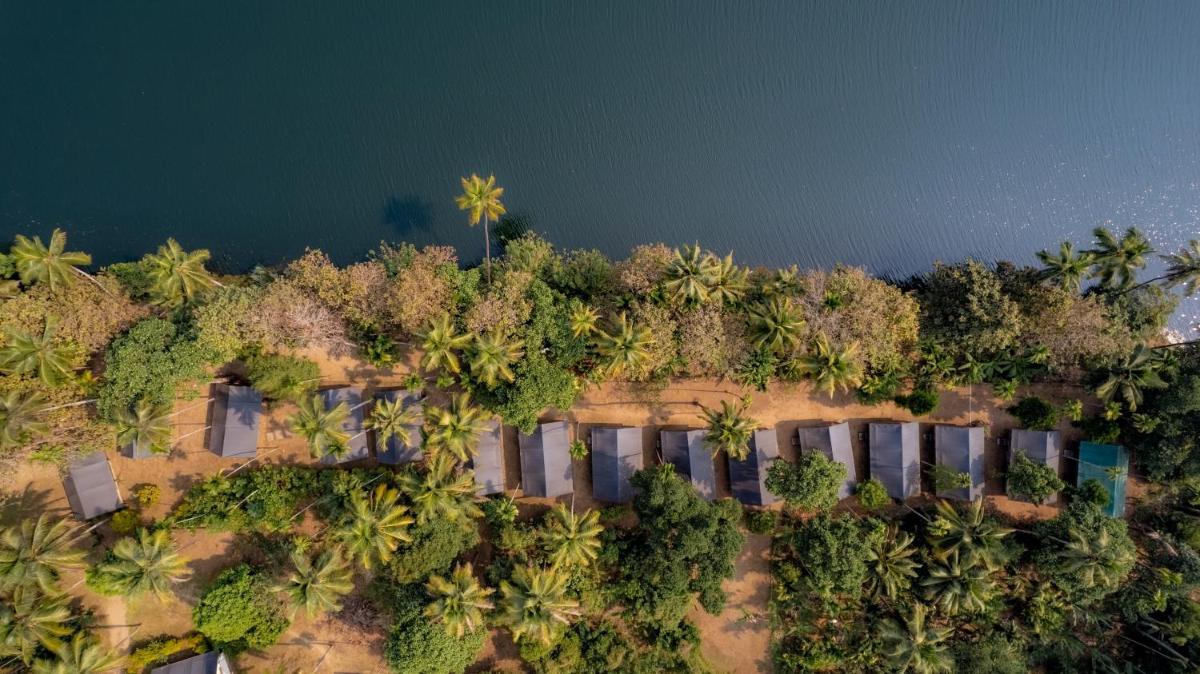 Amritara Riverside Luxury Tents - Housity