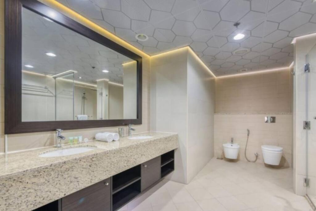 Suitetrails - Outlook Holiday Home - 1-Bedroom Apartment in Royal Amwaj South