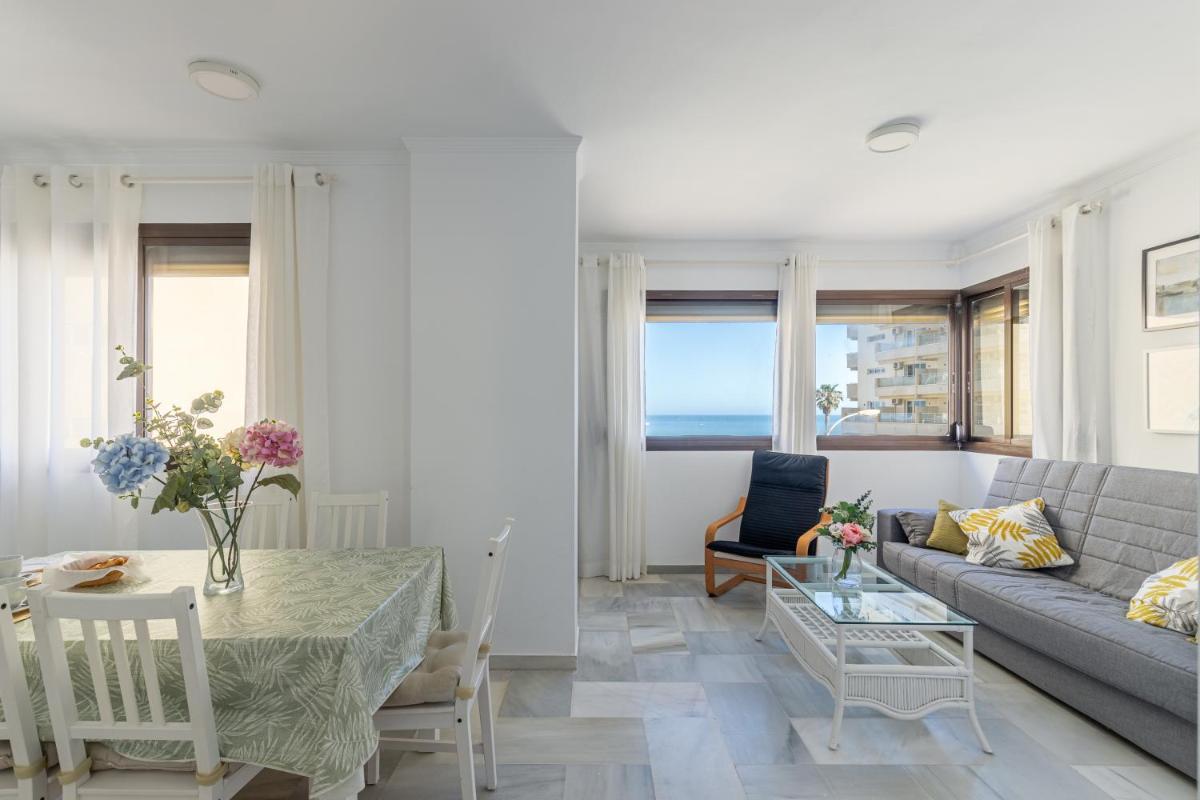 Chill & Pool Apartment Torremolinos - Hizvo