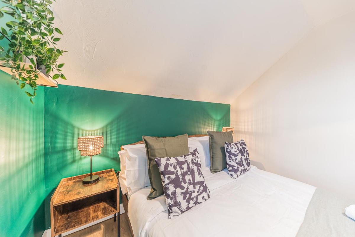 Queen Street Apartments - Housity
