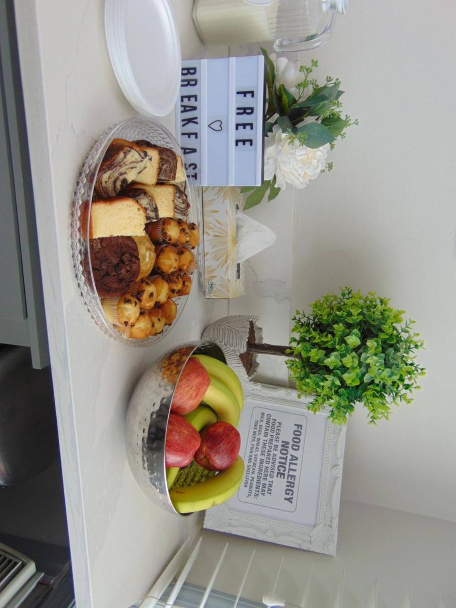 Chateau Motel - Housity