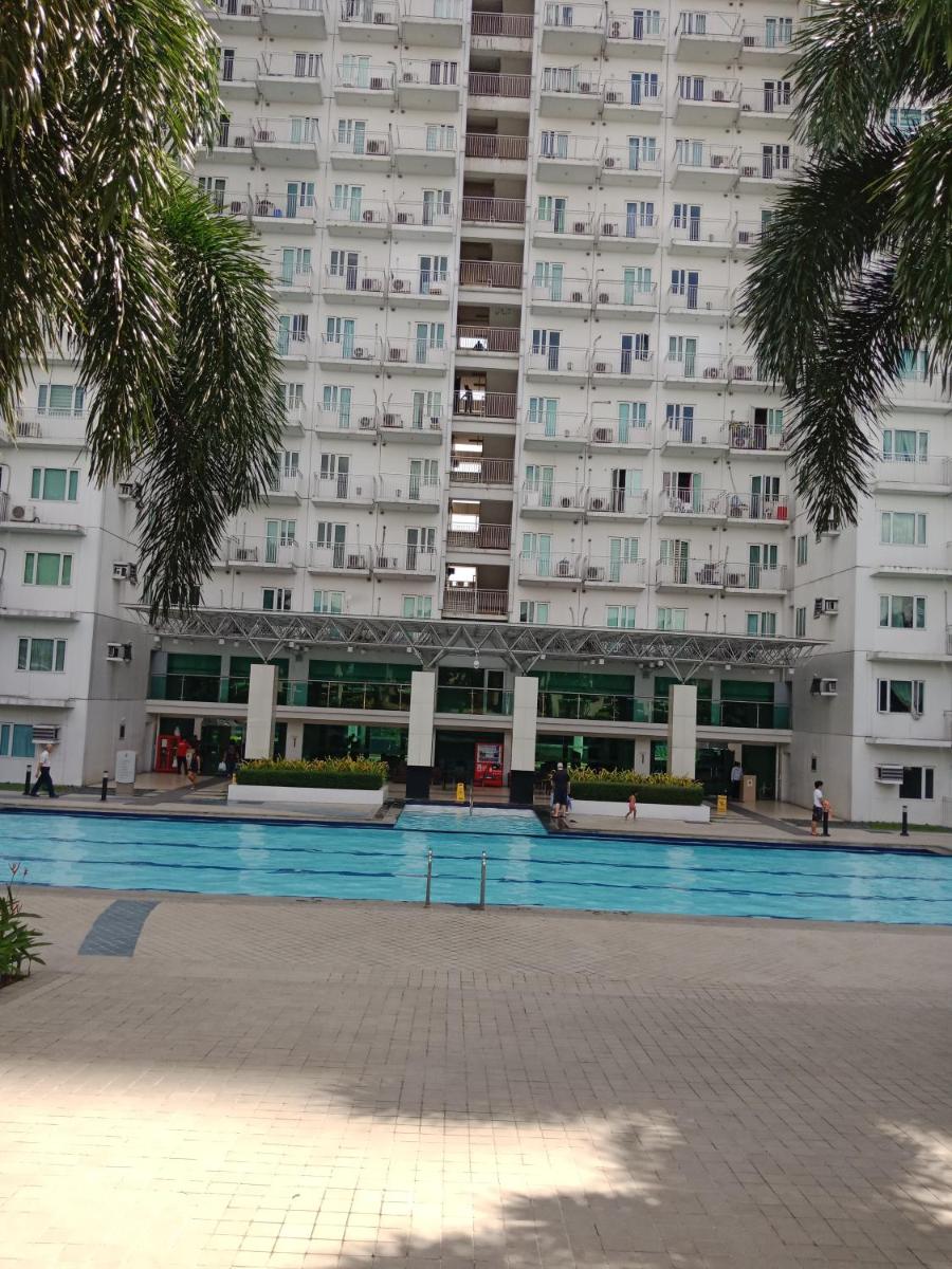 D' North Pad at Grass - Housity