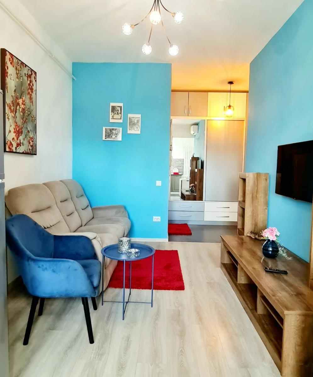 Palas View Apartments near Palas Mall - Hizvo