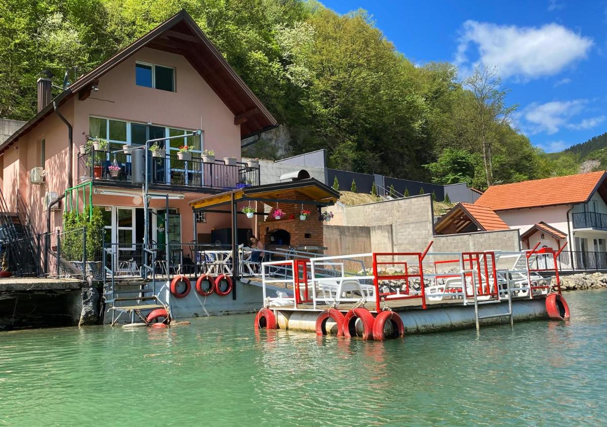 Idila Zvorničkog jezera - Housity