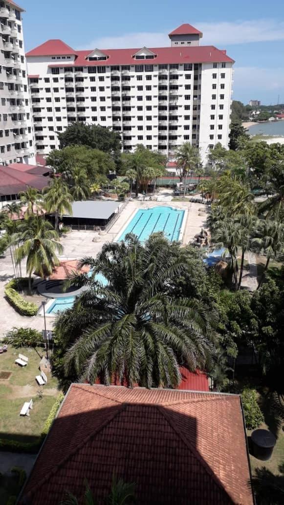 Suitetrails - Sri Glory Apartment
