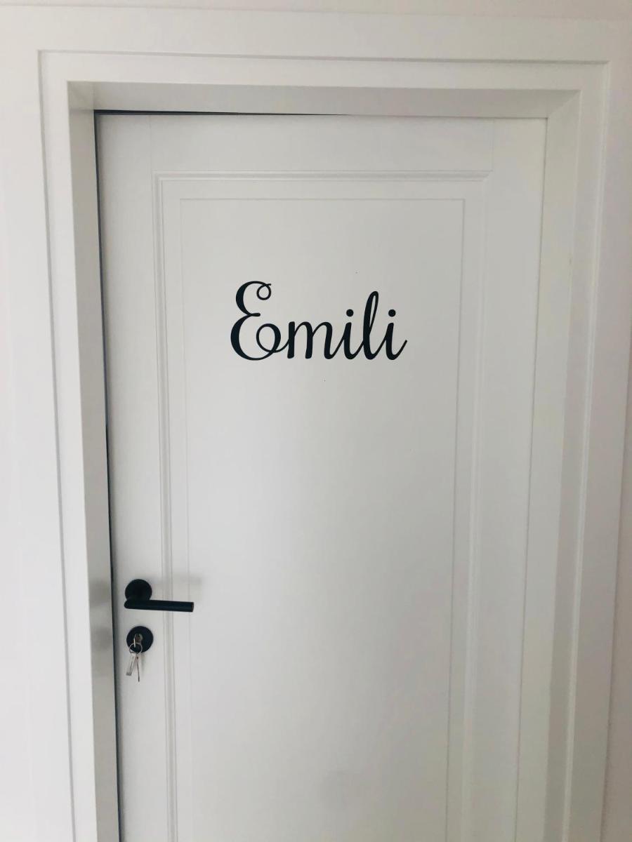 LA VIVO - Leon i Emili - Housity
