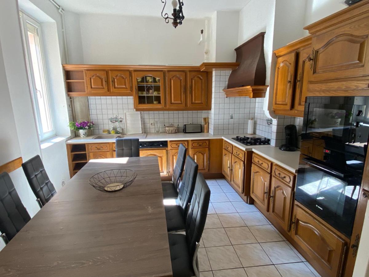 Suitetrails - Grand appartement au centre ville
