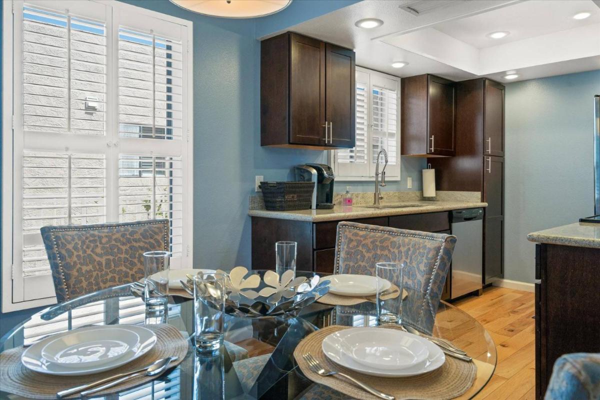 Red Rock Retreat - Housity