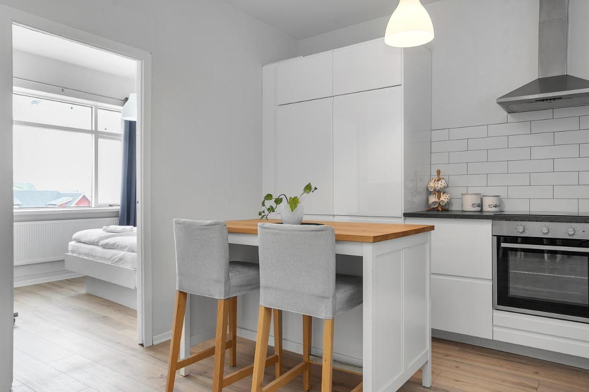 V53 Lovely 2 bedroom Apartment in Reykjavík - Housity