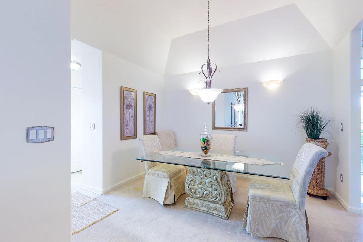 Bayview Estates -- 35600 Williamsville - Housity