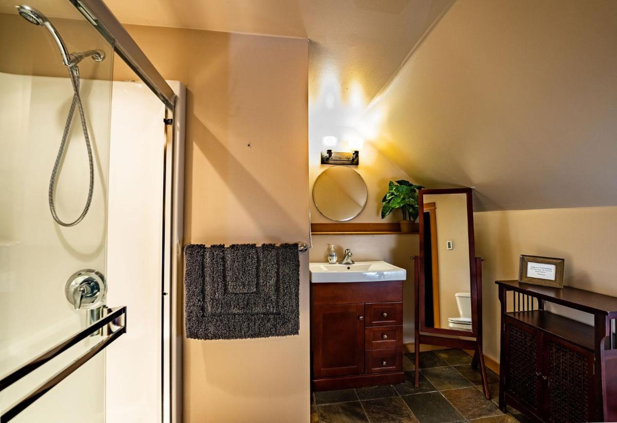 Suitetrails - Timberloft by Revelstoke Vacations