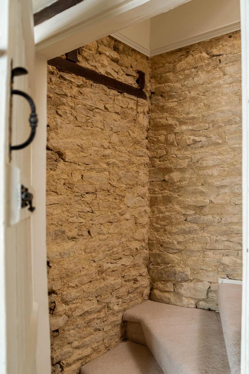 The Old Post Office - Spacious 4 Bed House! - Housity