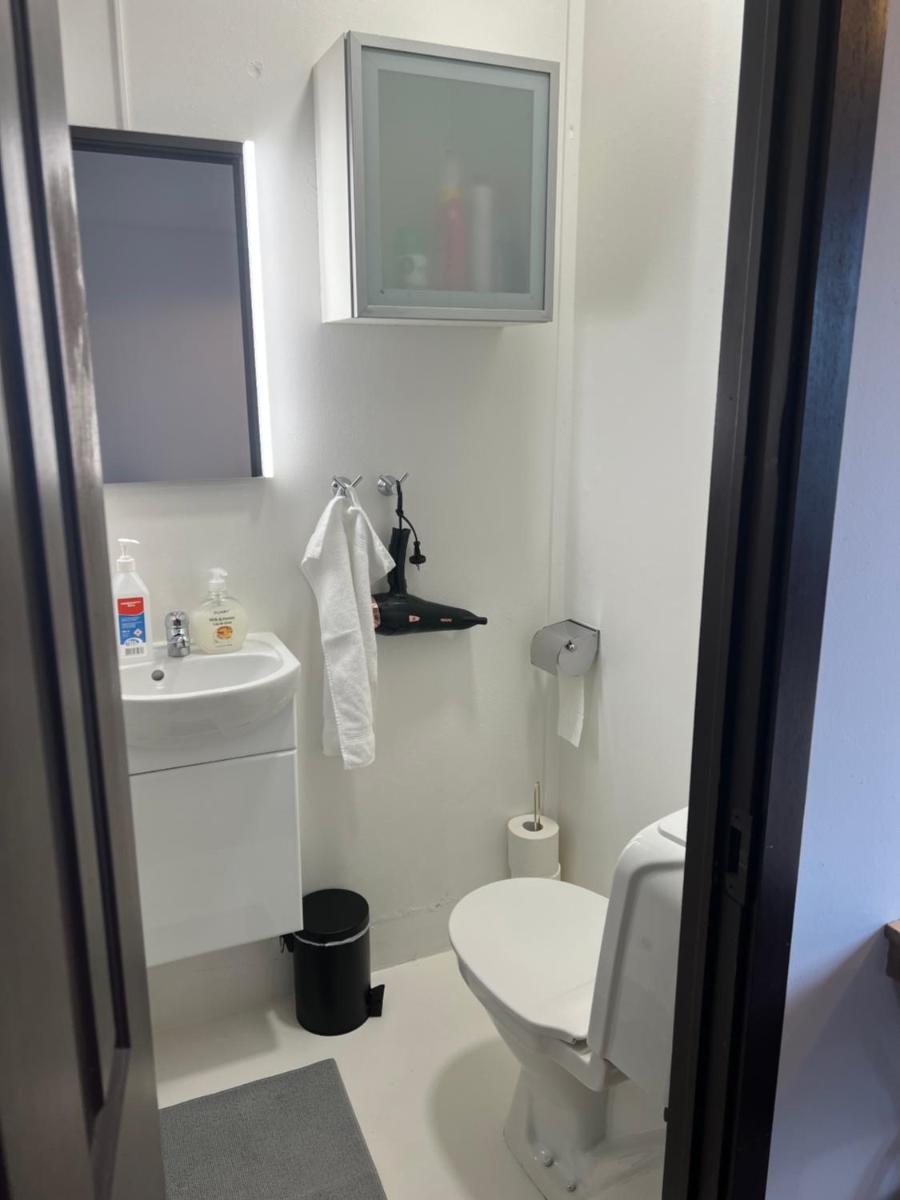 Studio apartment in Hafnarfjordur - Hizvo
