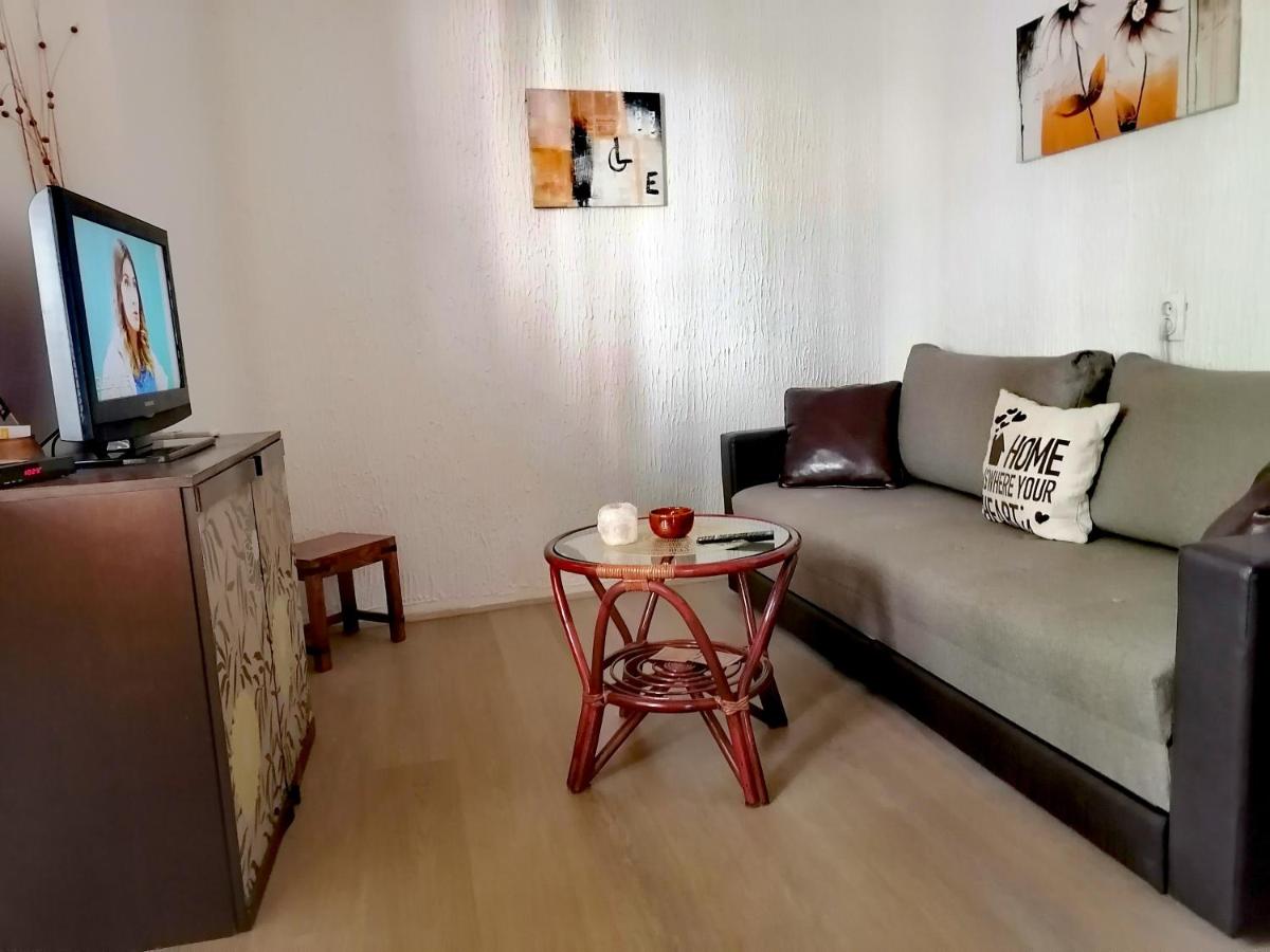 Jelena Apartment - Housity