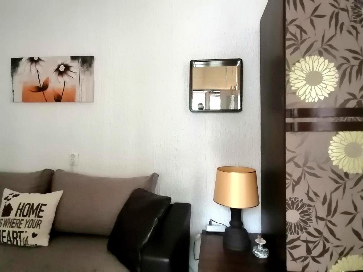 Jelena Apartment - Housity