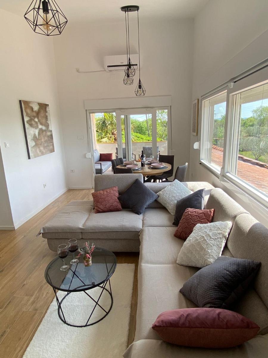 Country House Peace - Housity