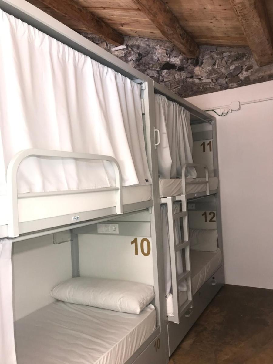 Albergue de Pas - Housity