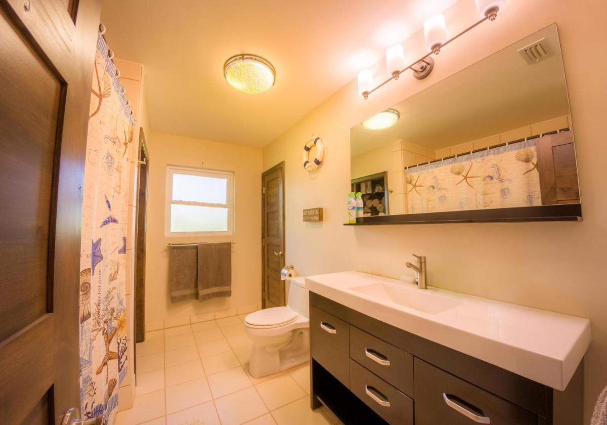 Suitetrails - Corktree Beach House Modern beachfront 2bd 3ba