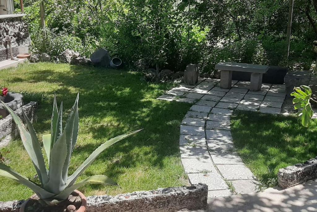 My house in Garni - Housity