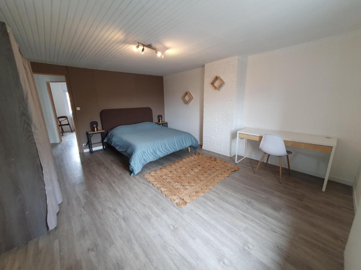Grande maison avec terrasses ensoleillées - large house with sunny terraces - Housity