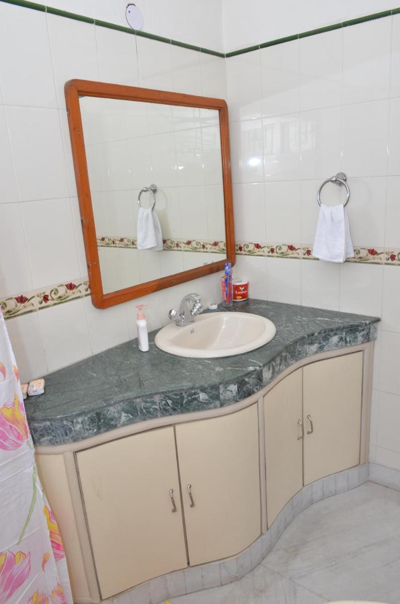 Sandy's Homestay - Housity