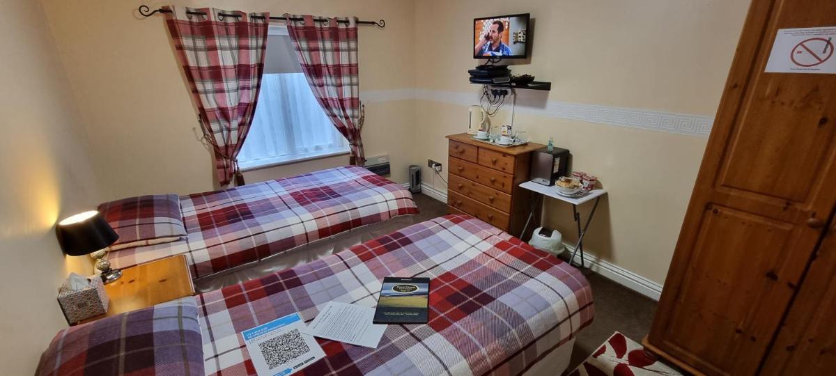 Town House B & B - Housity