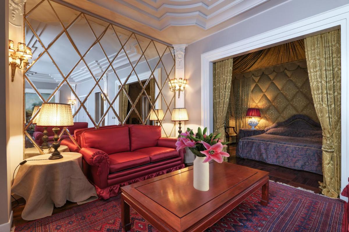 Suitetrails - Luxury Galleria Apt - Milan Duomo