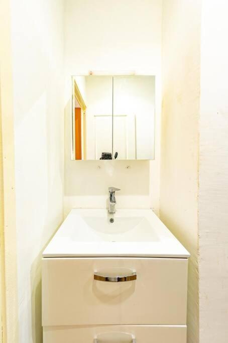 Douala-Bonapriso: Superbe Appartement - Housity