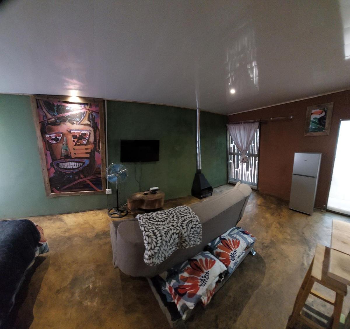 Vulture's View 7 - Housity