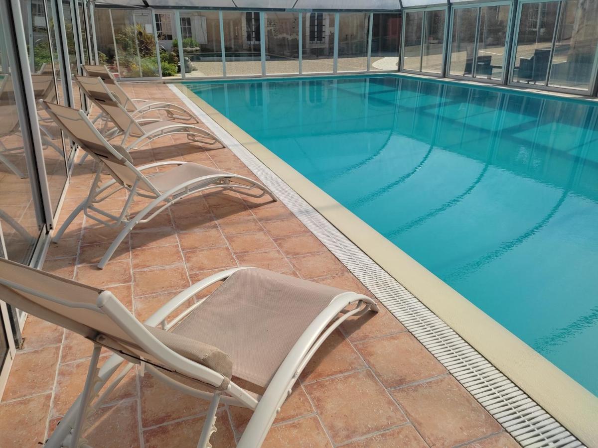 Domaine de Champ rose + piscine chauffée, couverte - Housity