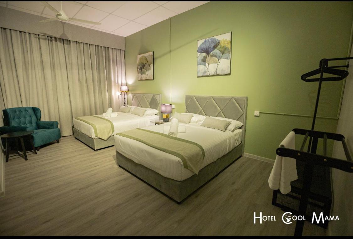 Hotel COOL MAMA - Housity