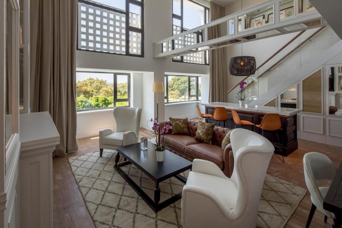 Zona de estar de Hotel Camiral - The Leading Hotels of the World