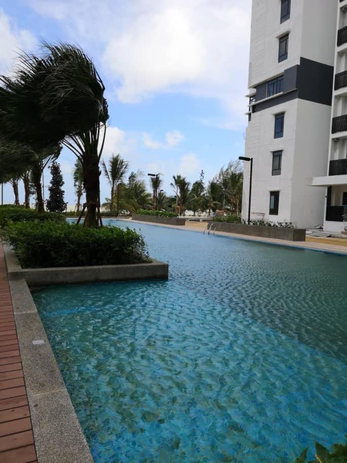 Timurbay studio apartment facing beautiful beach - Housity