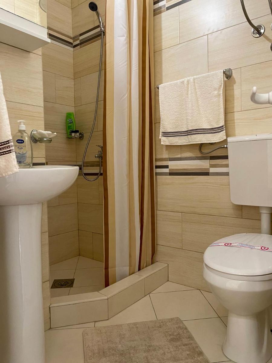 Apartment Center - Housity