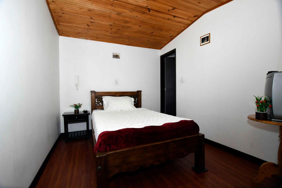 Hotel Aroma del Bosque Posada Cafe - Housity