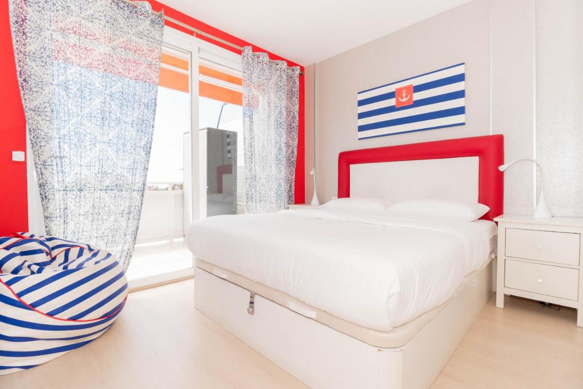 A few steps from the beach of Las Vistas - Housity
