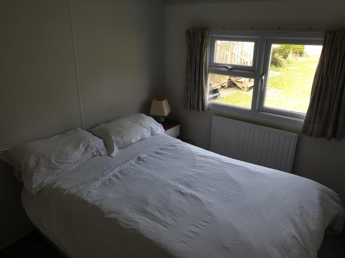 The Homestead, Cliff-en-Howe Rd, Pott Row, Kings Lynn - Housity