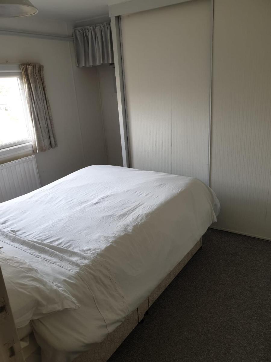 The Homestead, Cliff-en-Howe Rd, Pott Row, Kings Lynn - Housity