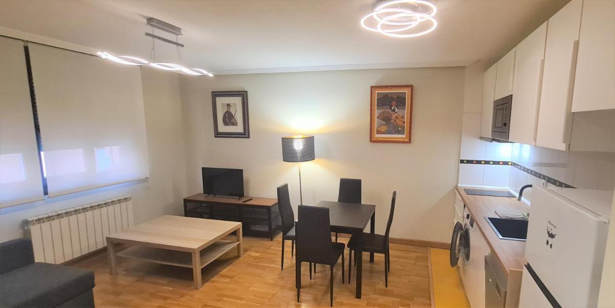 Suitetrails - www Goyahospitales es Peñalba Parking incluido