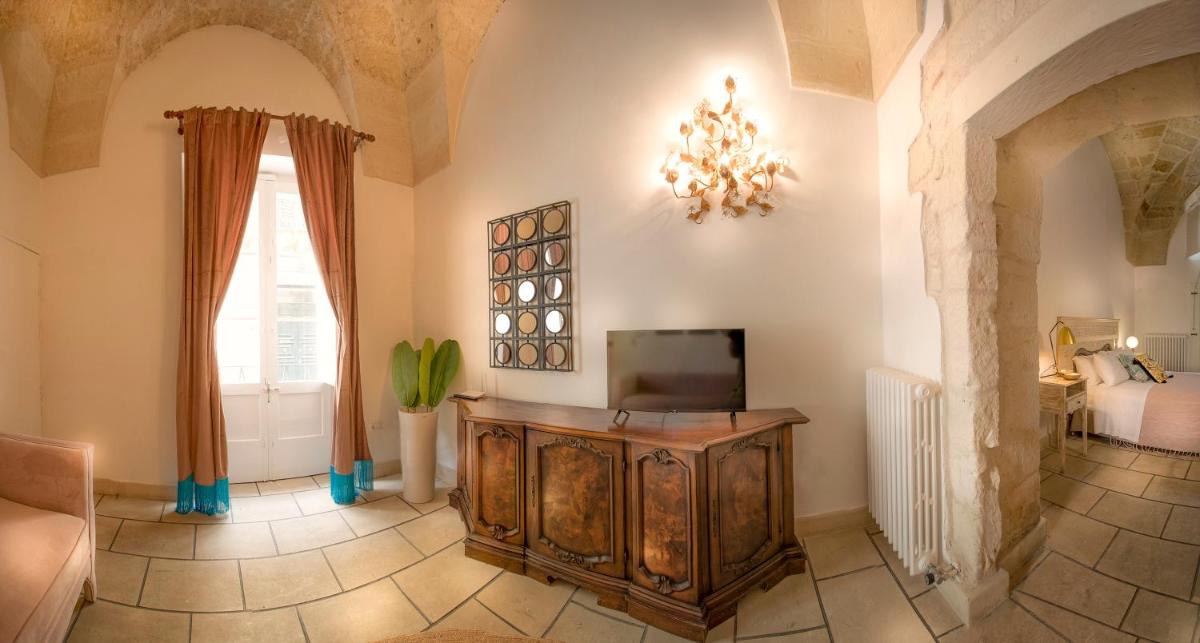 FORLEO Historic Apartments - TREB Collection - Housity