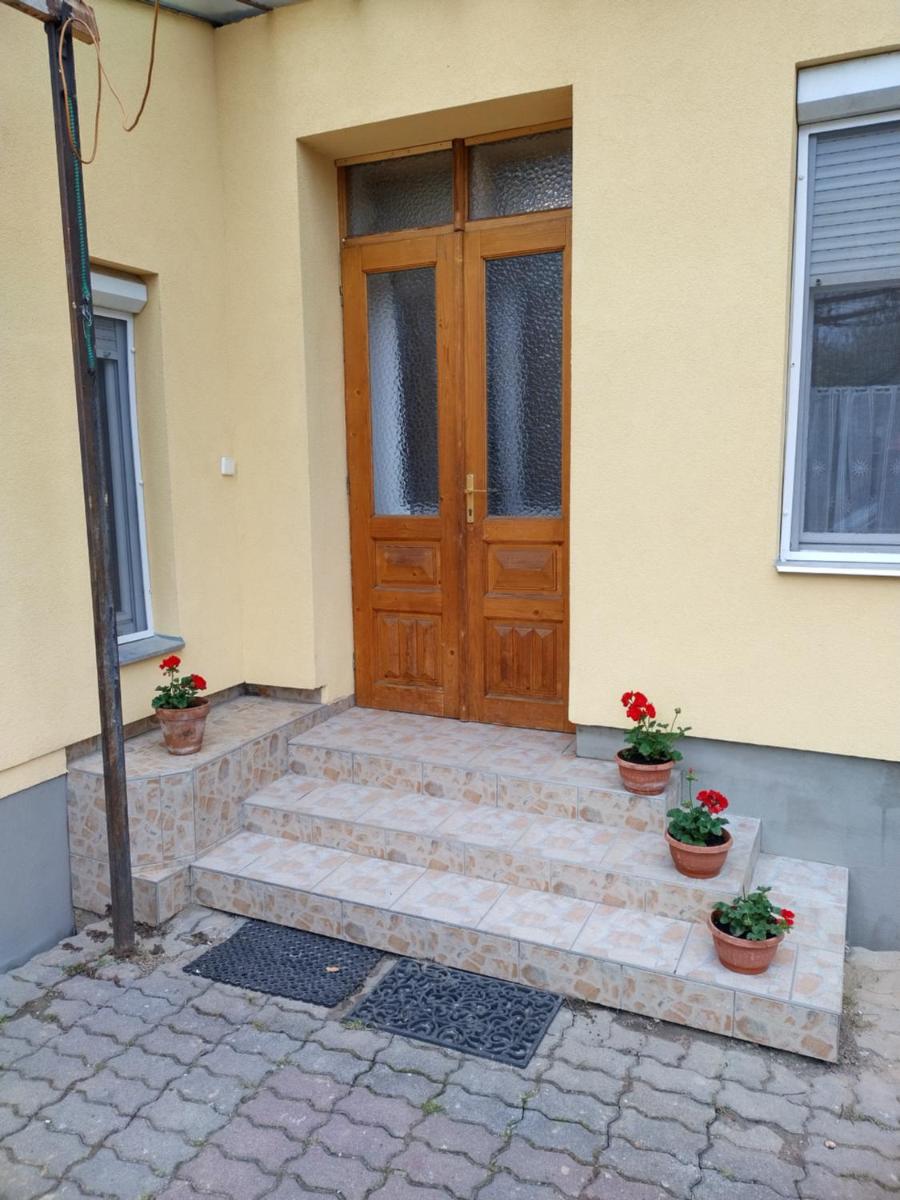 8513 Mihályháza - Rózsi Vendégház - Housity