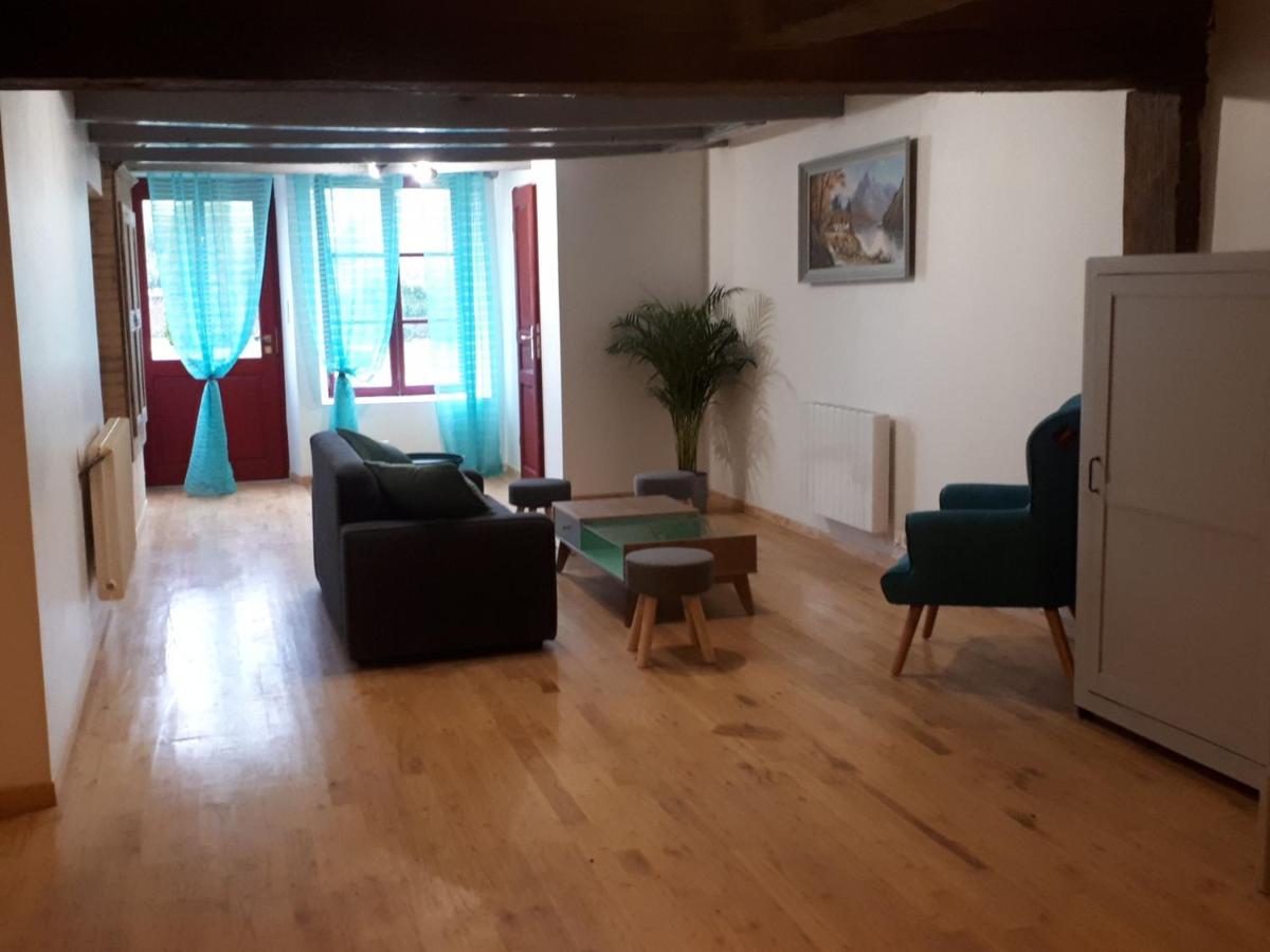 Gîte Mauvages, 3 pièces, 6 personnes - FR-1-585-73 - Housity