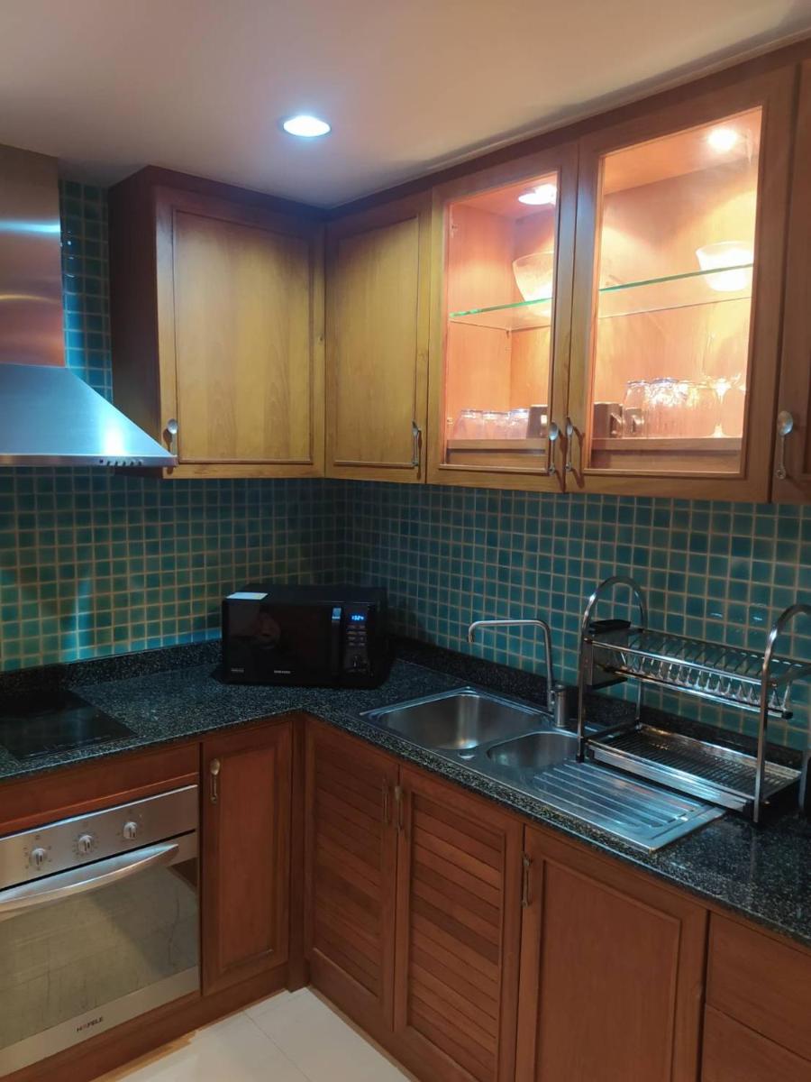 Suitetrails - 2-Bedroom Khanom Beach Ocean Front Condo