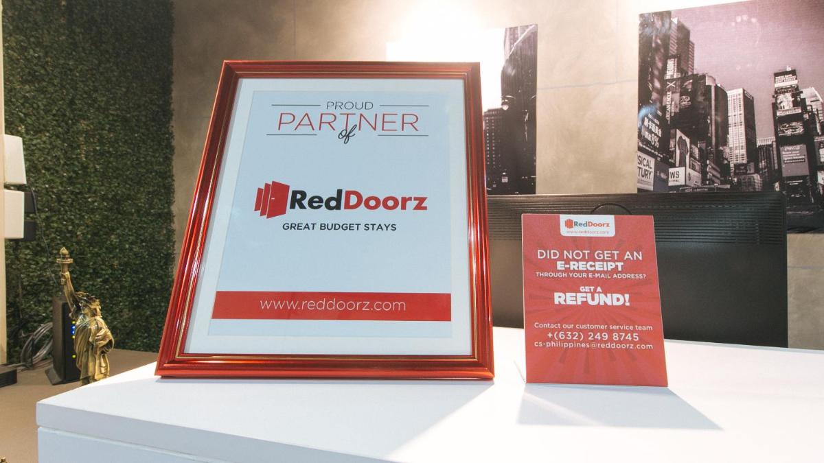 RedDoorz at Precious Dem Beach Resort Pagudpud - Housity